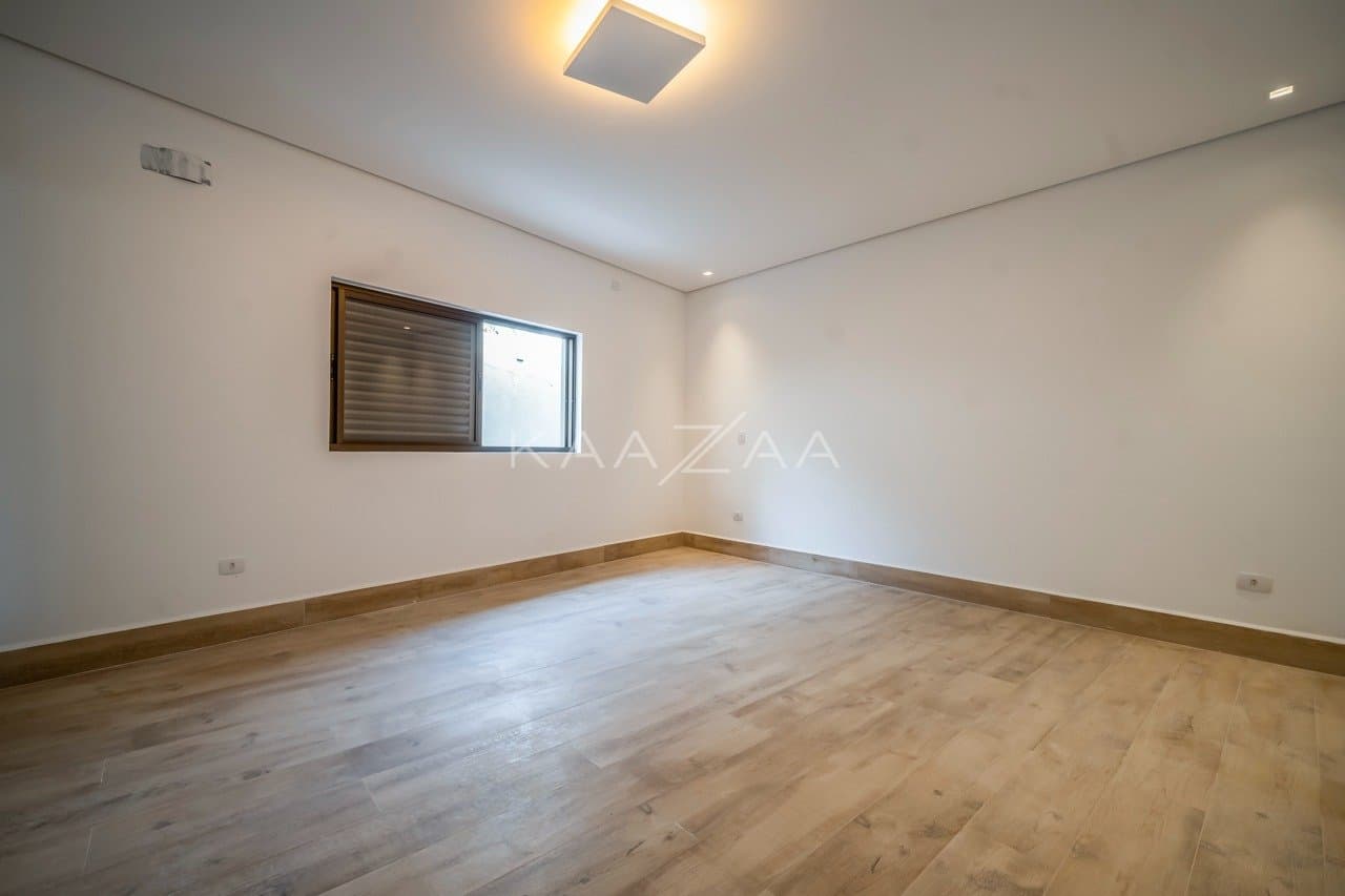 Venha conhecer essa casa e transforme-a no seu refúgio de tranquilidade no Jardim Guedala. - Foto 58