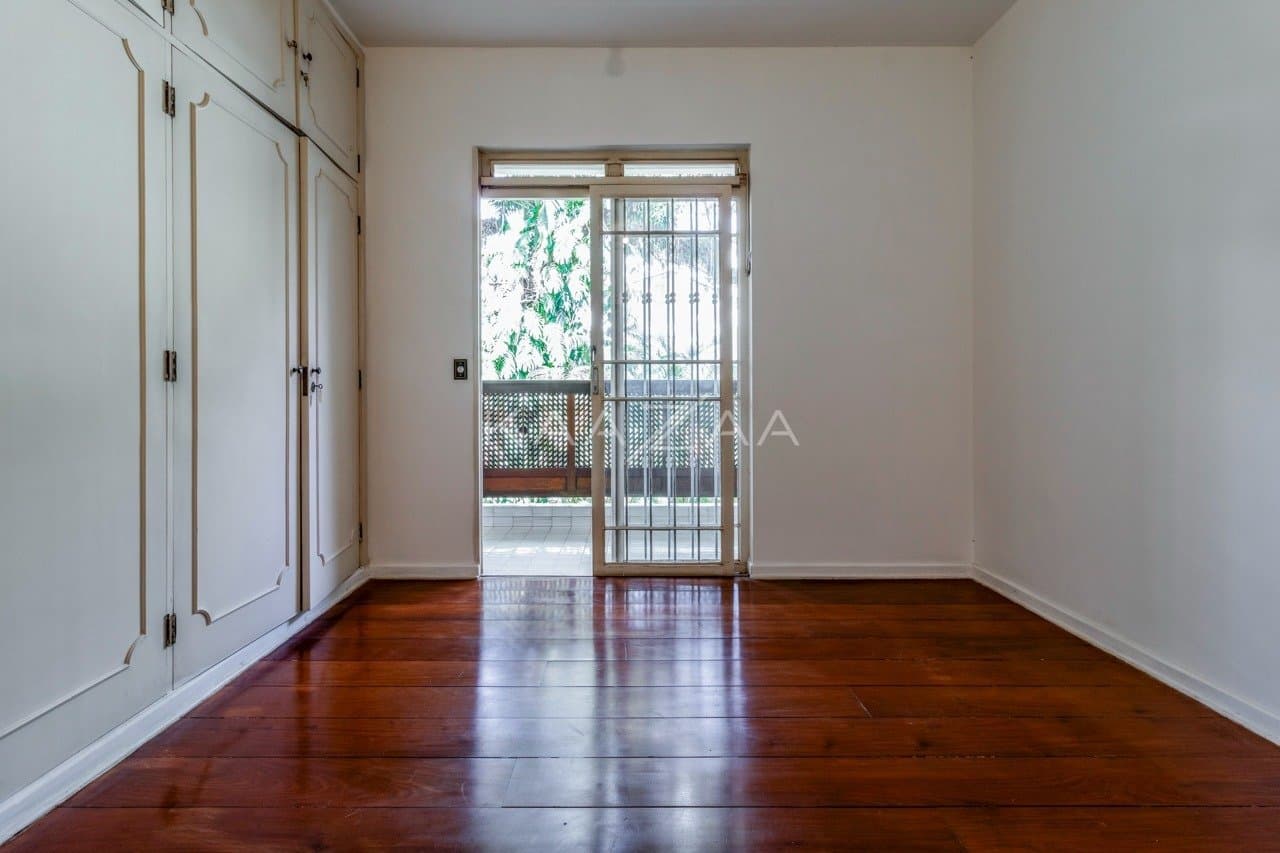 Casa cheia de estilo e completa em conforto, no Jardim América. - Foto 35