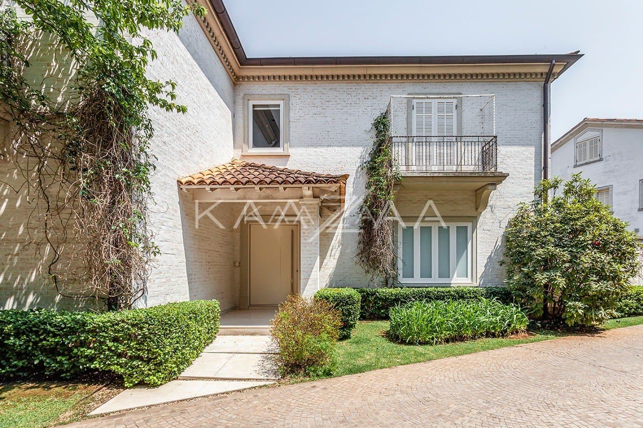 Design clean e acabamentos primorosos nesta casa na Cidade Jardim. - Foto 31