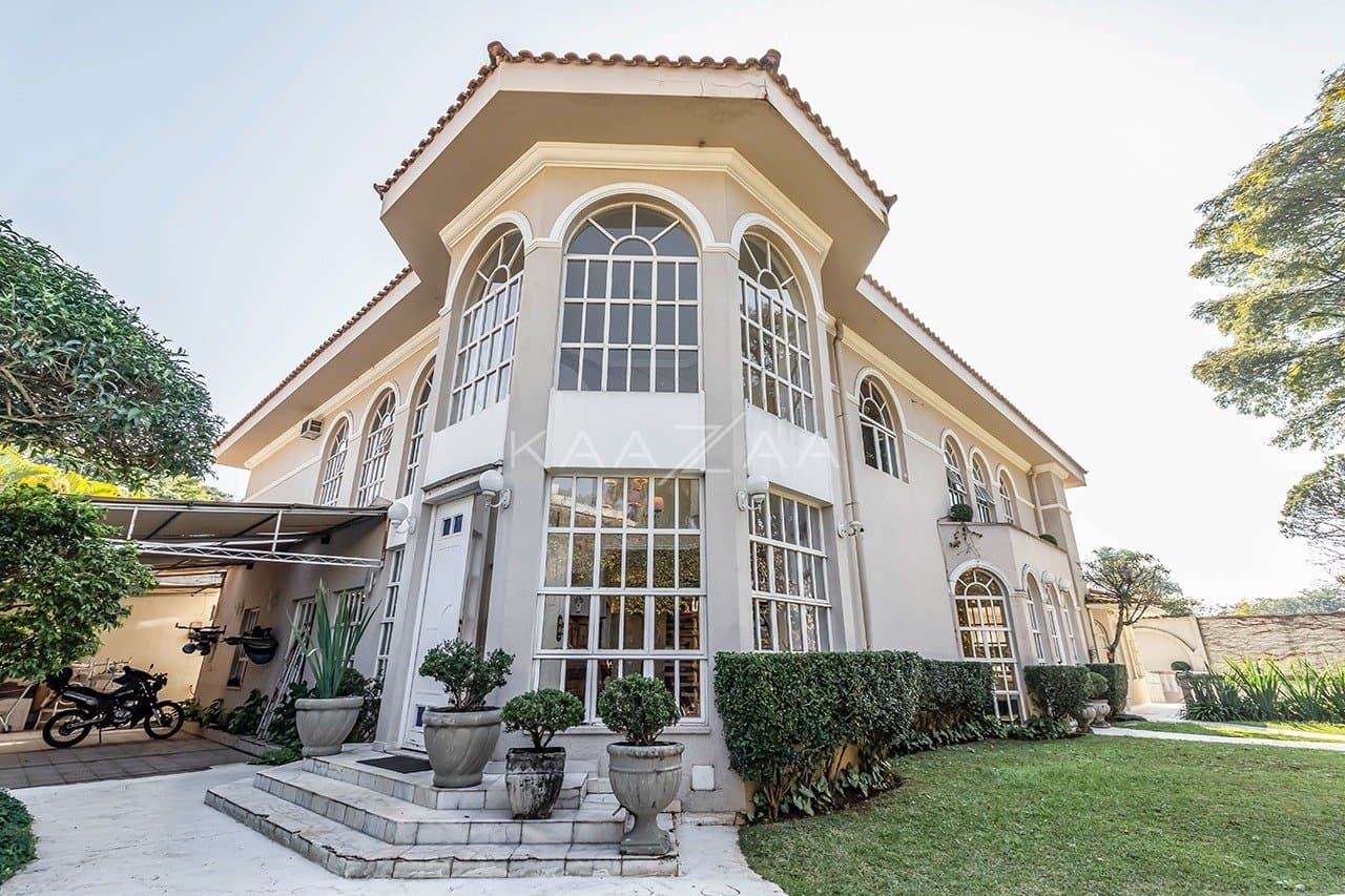 Deliciosa casa clássica, iluminada e ampla, no sossego da Cidade Jardim. - Foto 15