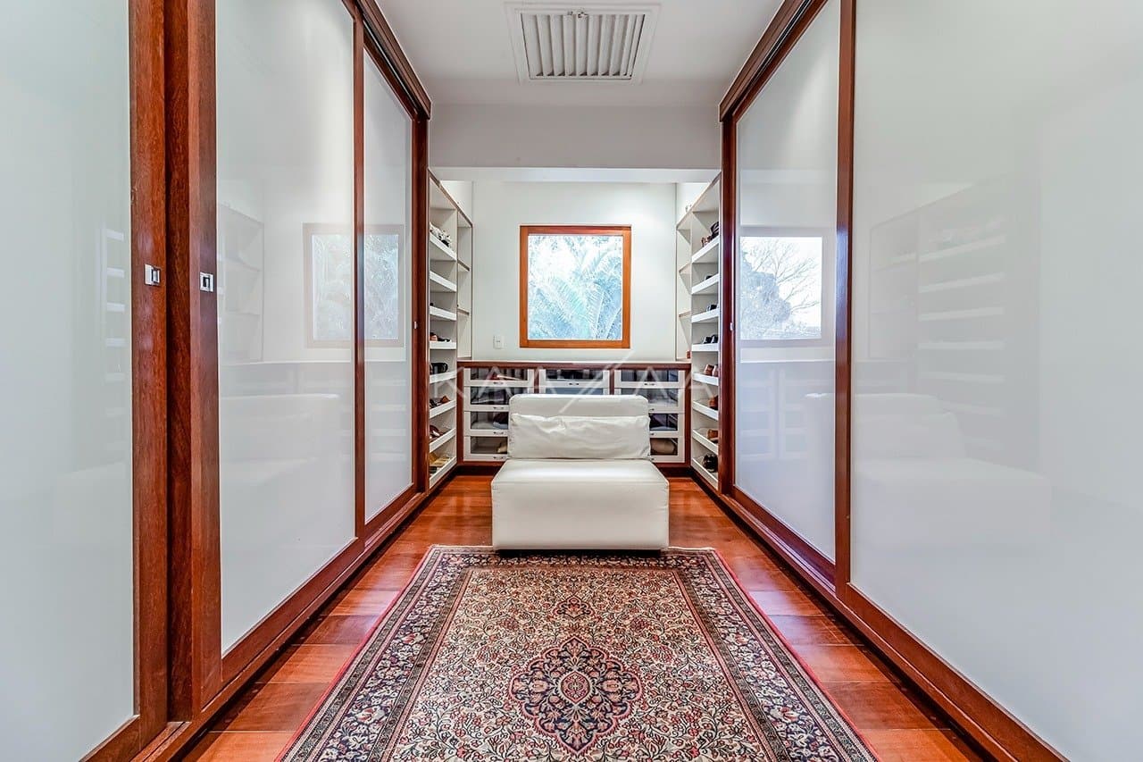 Uma casa rodeada de bom gosto, feita para renovar as energias. No Jardim Guedala. - Foto 37