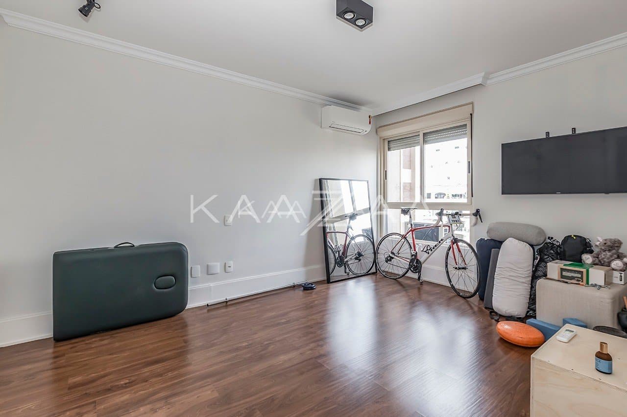 Ambientes amplos e iluminados, com vista panorâmica. Apartamento no Jardim Europa. - Foto 15