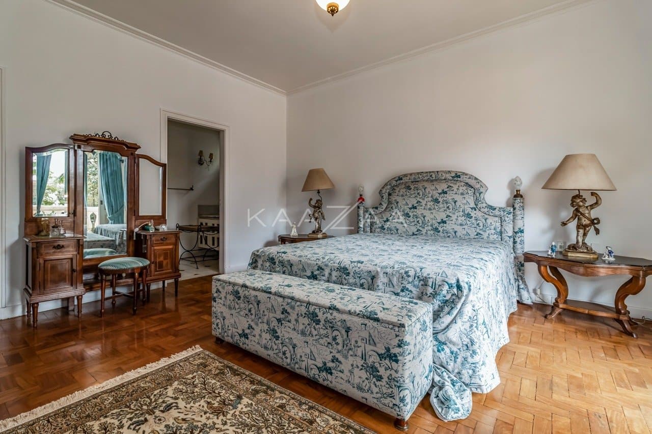 Casa clássica na Cidade Jardim com 4 suítes, piscina e terreno delicioso. - Foto 45