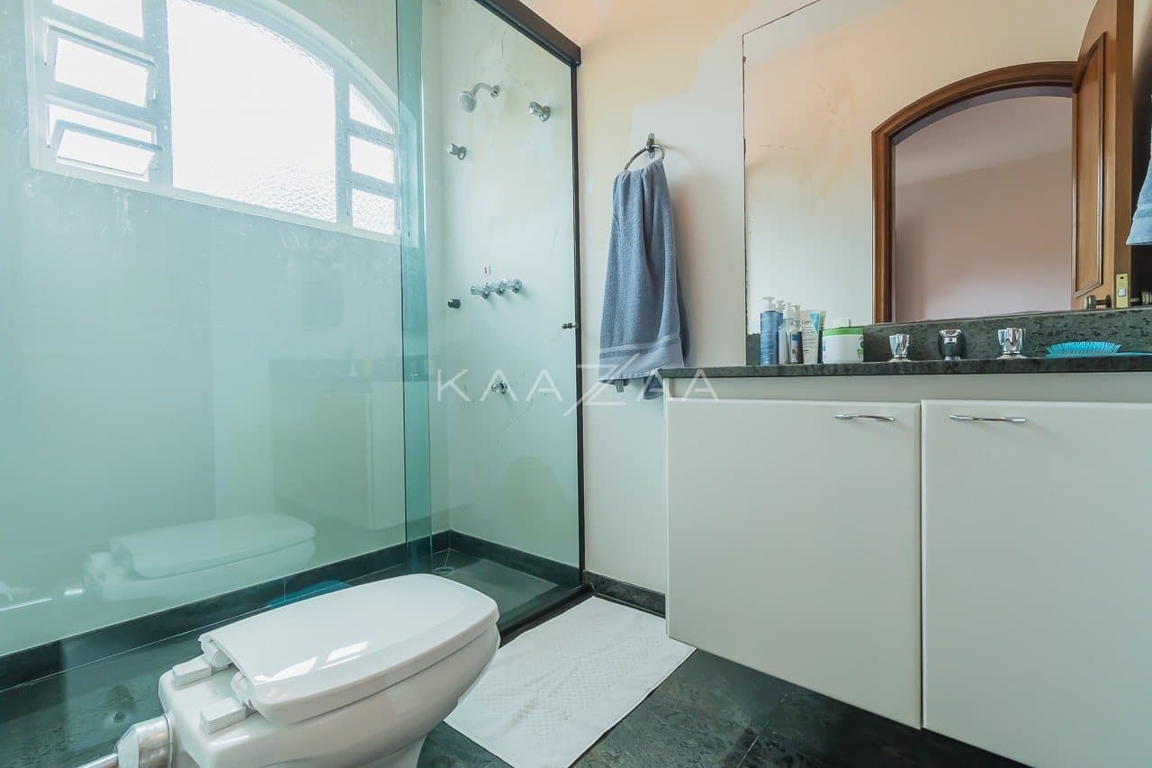 Casa com clima sossegado e muitos espaços para aproveitar, em Alto de Pinheiros. - Foto 44