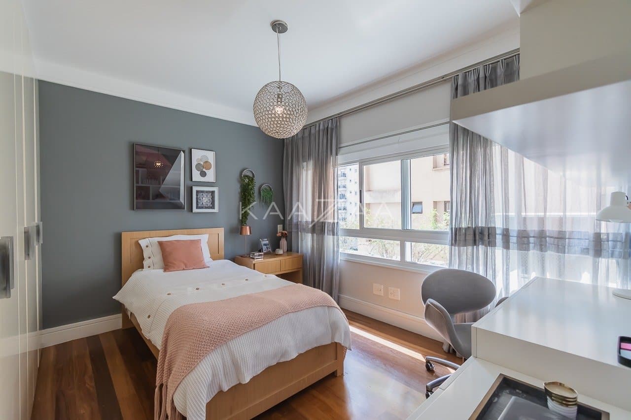 Harmonia clássica e moderna neste apartamento em Moema. - Foto 35