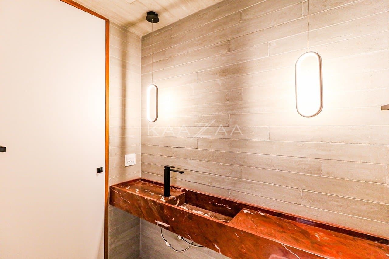 Design único e espaços cheios de personalidade nesta casa autoral no Jardim Paulista. - Foto 85