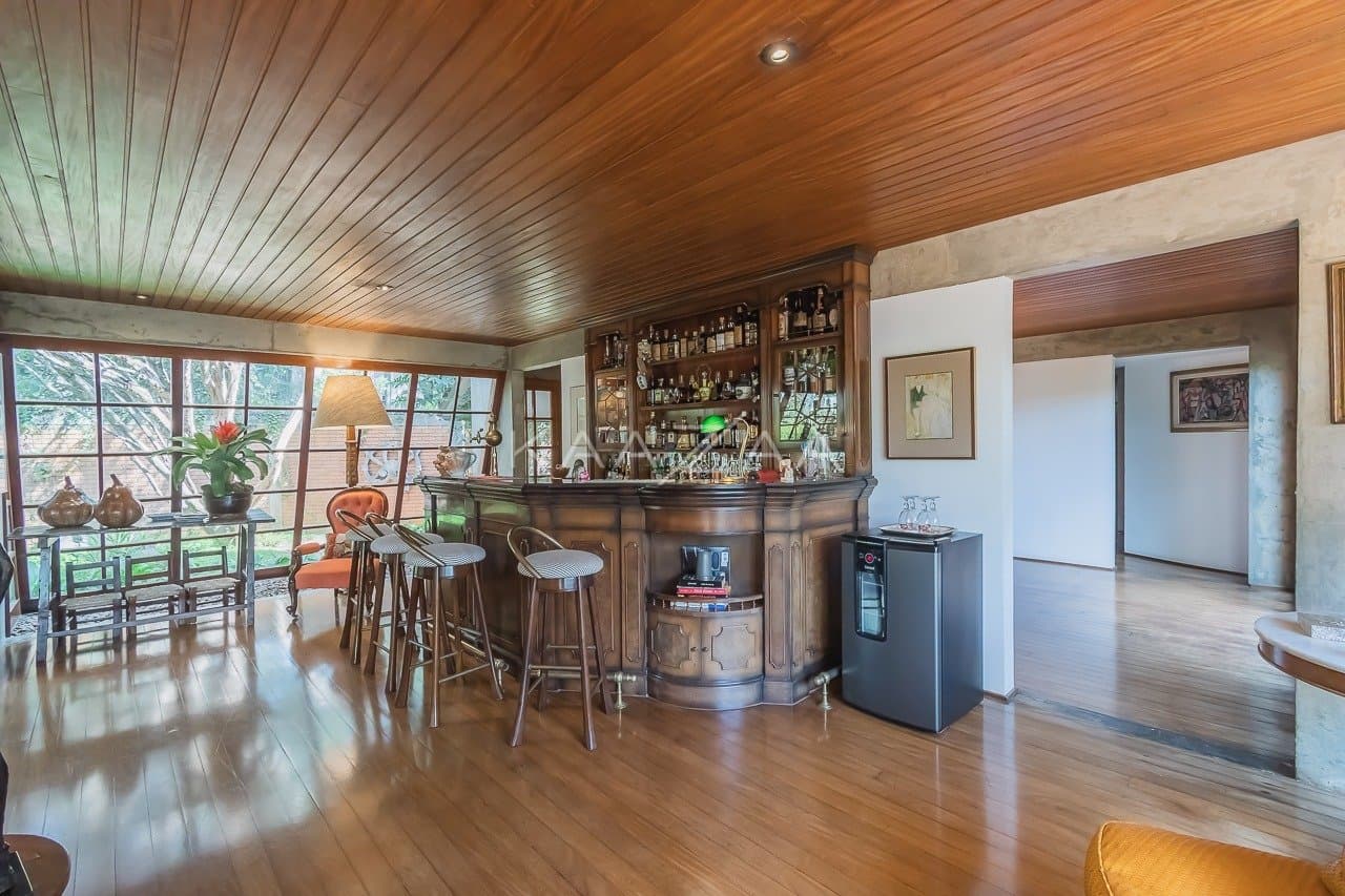 Viver em tranquilidade sem sair de São Paulo. Casa com ares de campo, em Cidade Jardim. - Foto 17