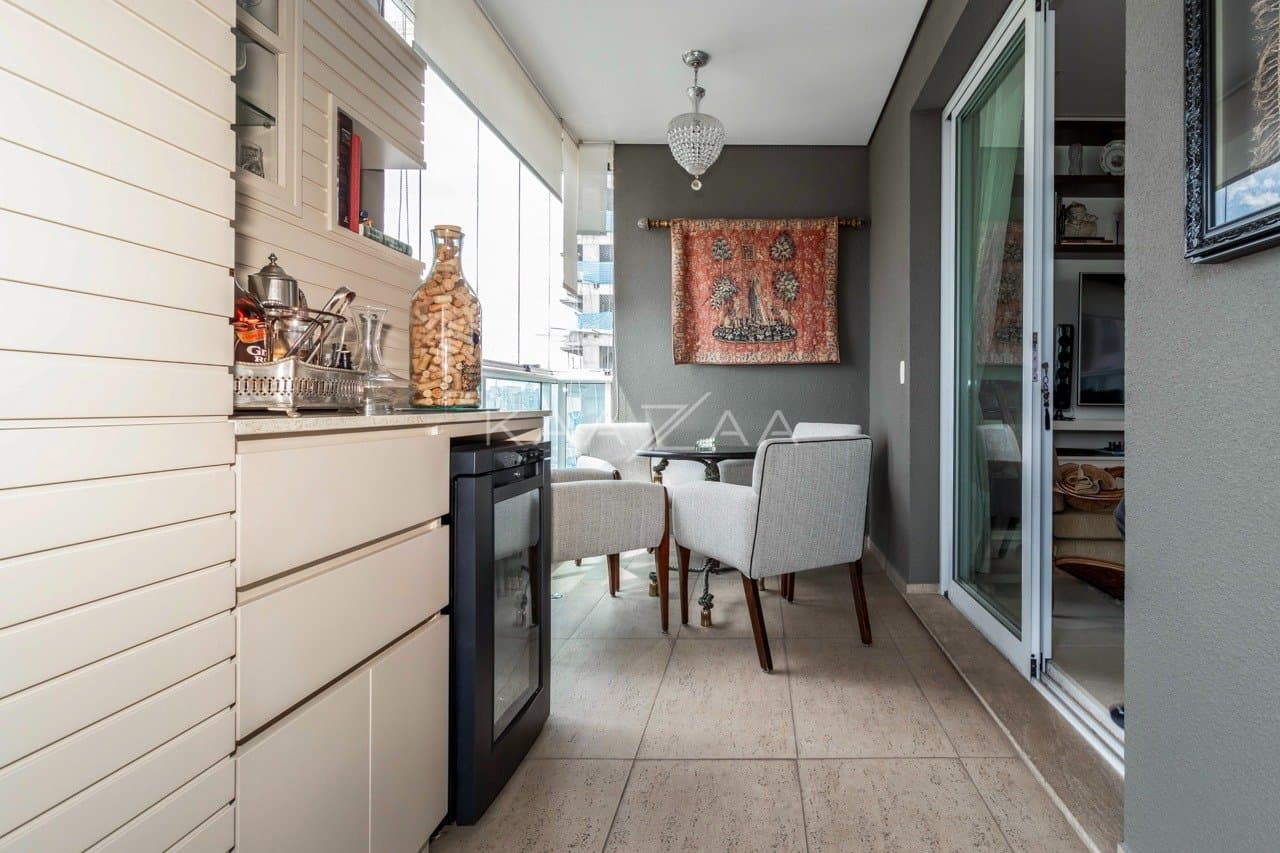 Rodeado de elegância, este apartamento em Moema tem localização cobiçada ao lado do Parque Ibirapuera. - Foto 26