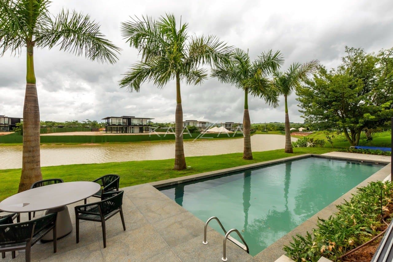 Puro charme e elegância. Casa espetacular em frente ao lago na Fazenda Boa Vista. - Foto 24