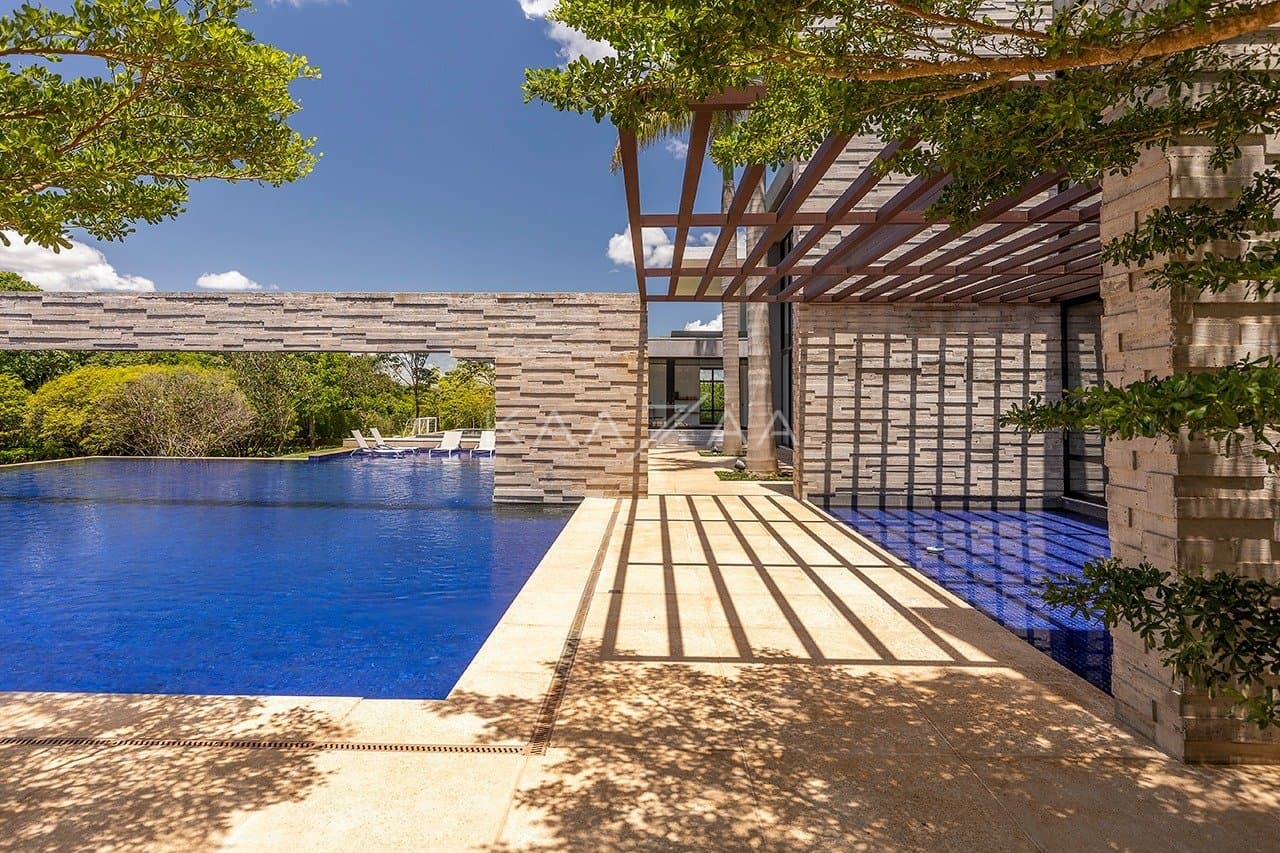 Projeto moderno, arrojado e com muita qualidade nos materiais. Casa na Quinta da Baroneza. - Foto 8
