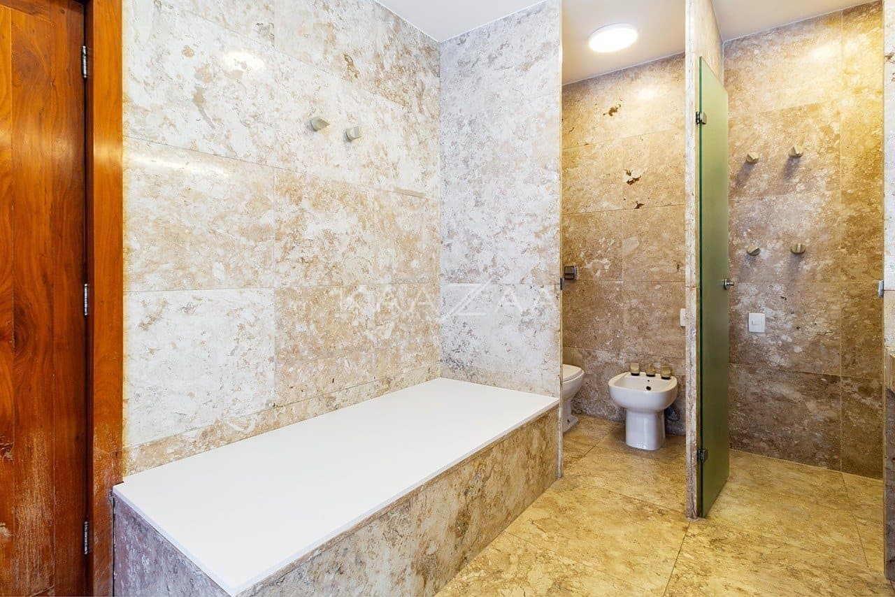 Amplitude e elegância nesta casa em Cidade Jardim. - Foto 29