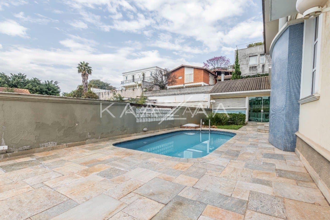 Para viver no sossego que a sua família merece. Casa clara e ensolarada no Jardim Guedala. - Foto 22