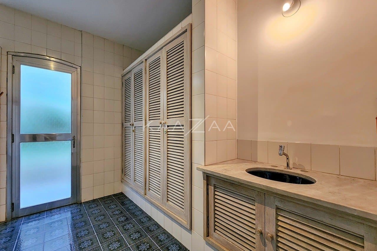 Para viver com tranquilidade e segurança: casa super aprazível em rua fechada no Real Parque. - Foto 52