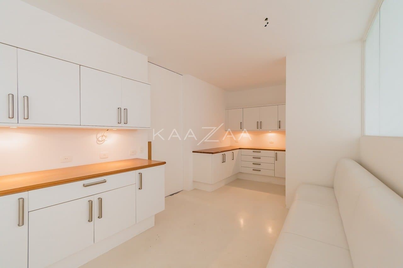 Em uma localização incrível no Jardins, venha viver neste apartamento em prédio icônico. - Foto 24