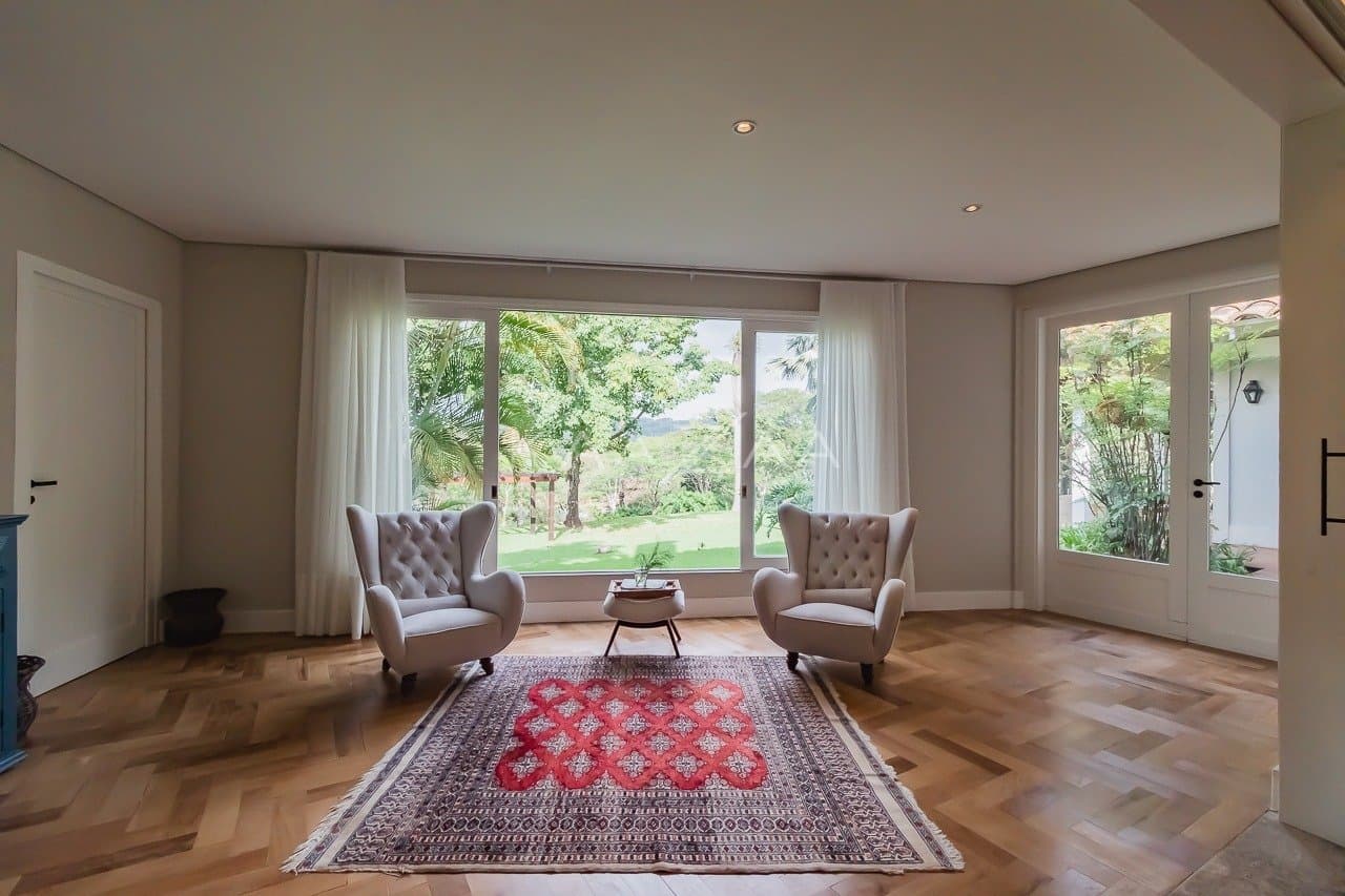 Linda paisagem e ares coloniais são o charme desta casa no condomínio Quinta da Baroneza. - Foto 50