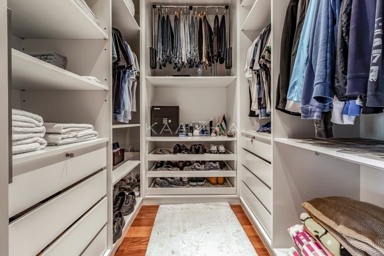 Equilíbrio entre arquitetura e design são o charme deste apartamento em Cidade Jardim. - Foto 23