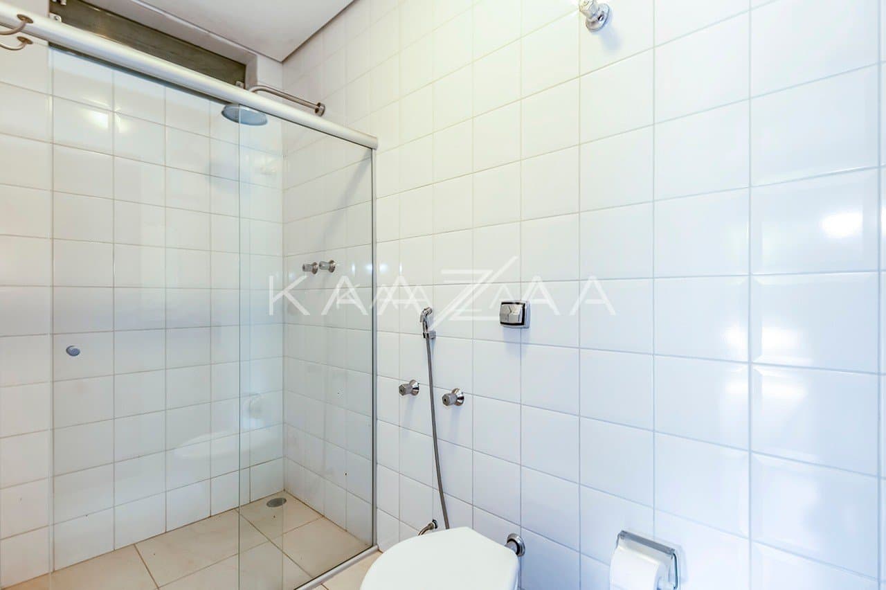 Aquele pé-direito que impressiona qualquer um. Casa em condomínio fechado na Cidade Jardim. - Foto 30