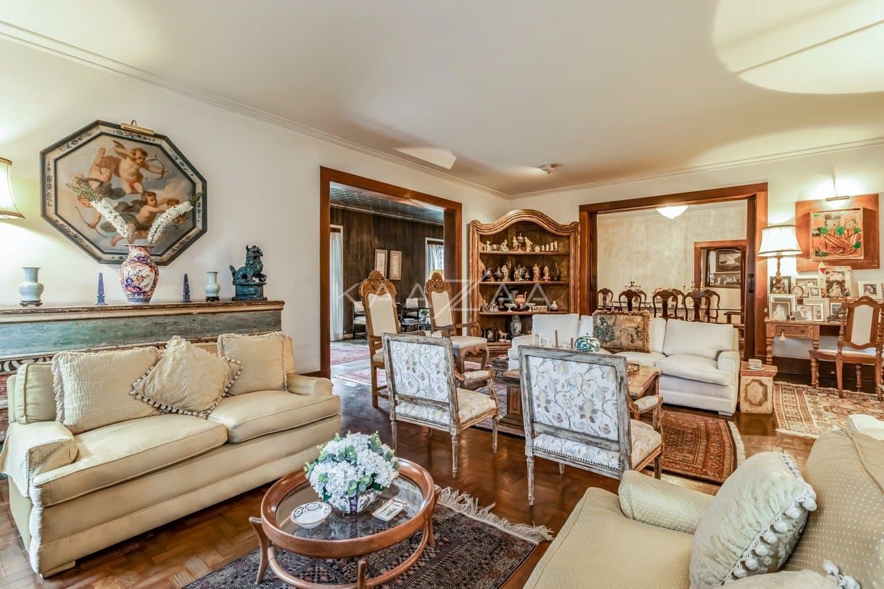 Casa clássica na Cidade Jardim com 4 suítes, piscina e terreno delicioso. - Foto 18