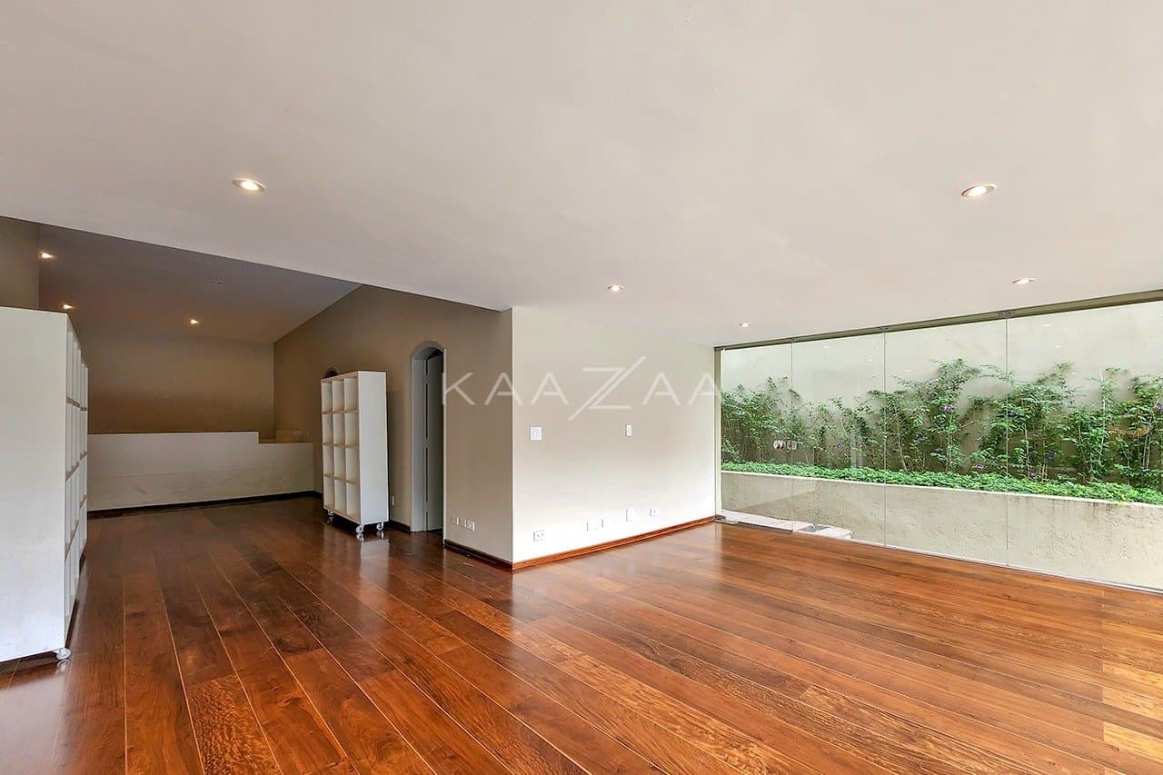 Para viver com tranquilidade e segurança: casa super aprazível em rua fechada no Real Parque. - Foto 31