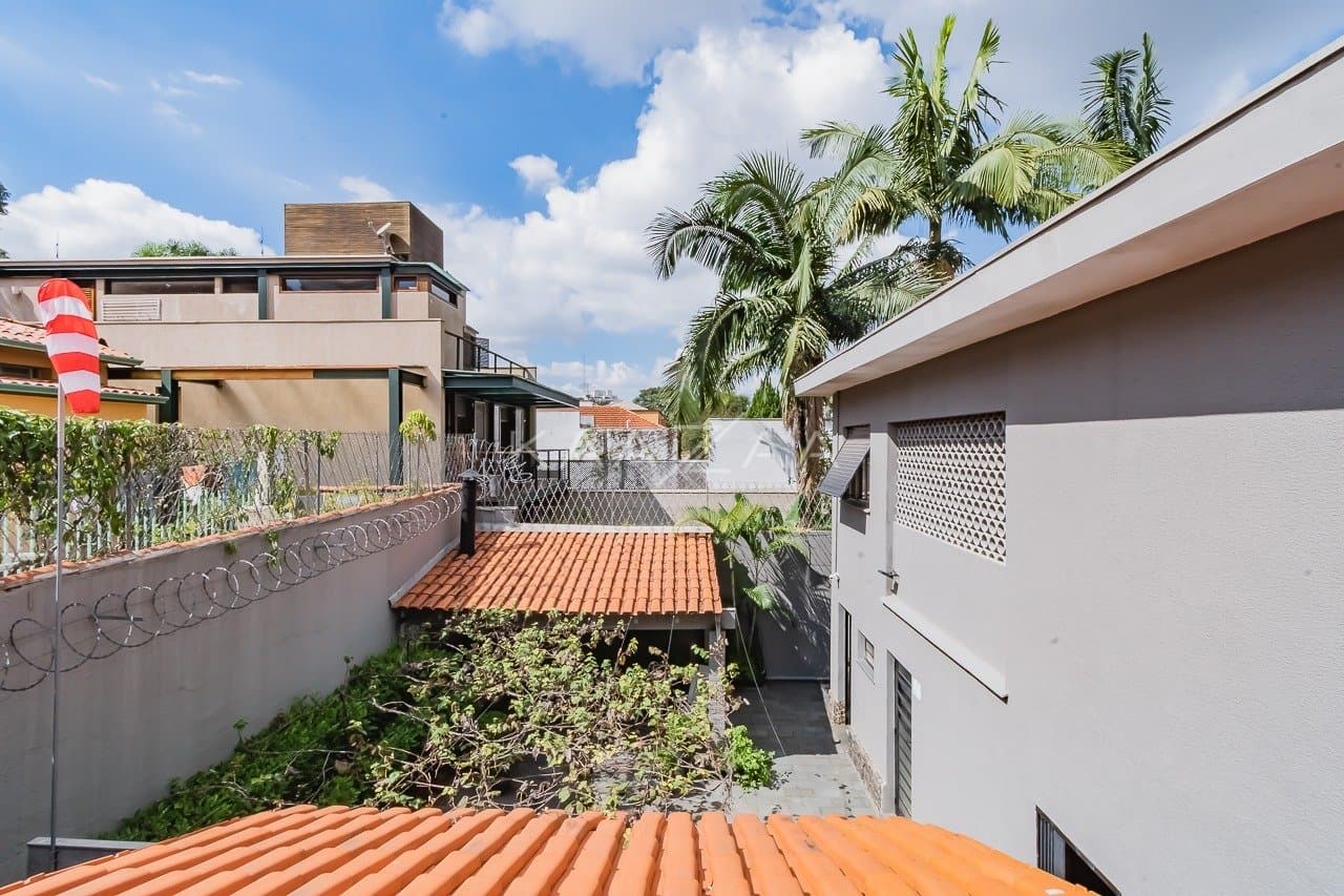 Casa com amplitude e liberdade, para reforma no Jardim Paulistano. - Foto 46