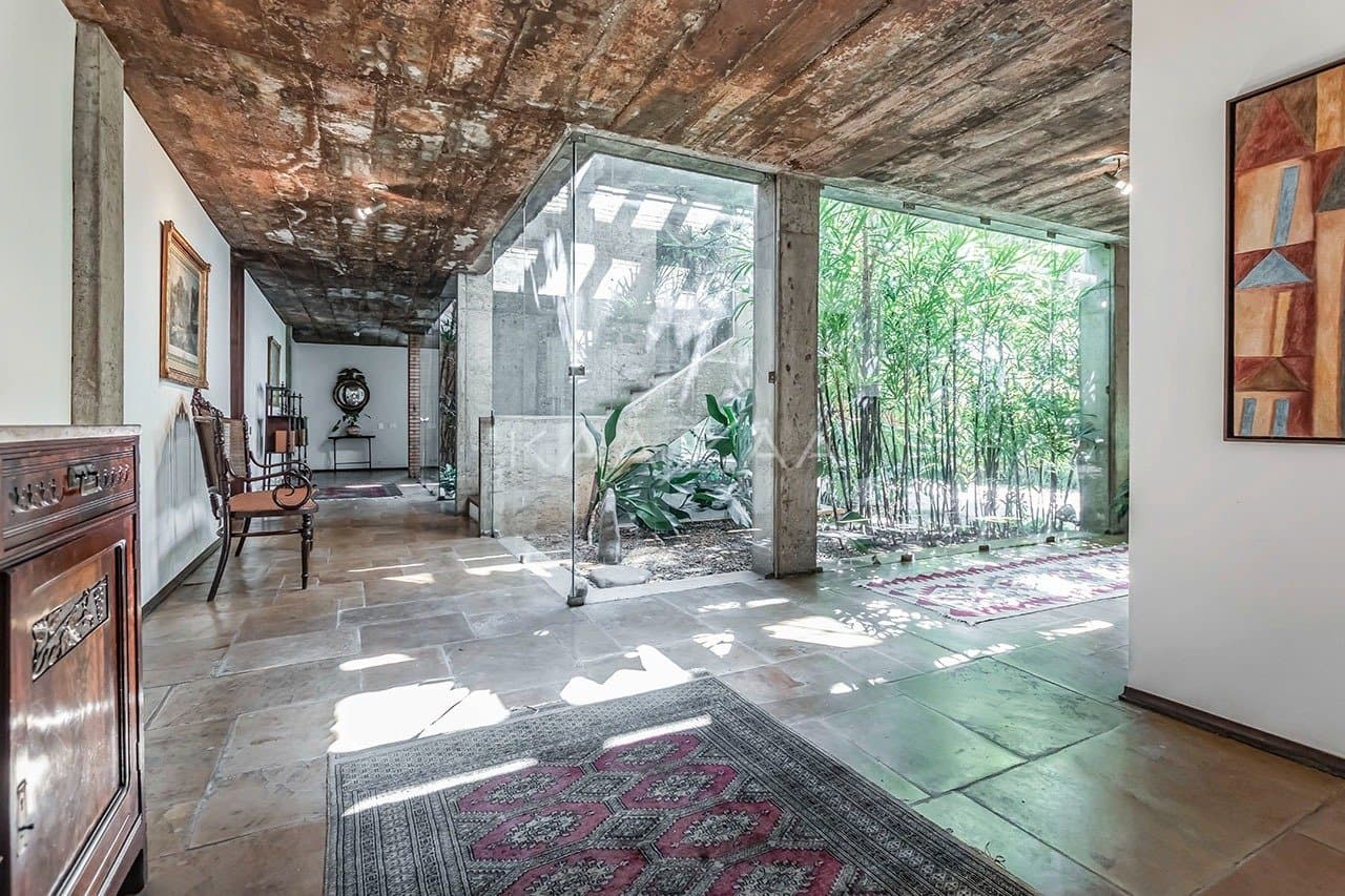 Clima modernista, para contemplar a natureza em espaços sofisticados nesta casa em Cidade Jardim. - Foto 14