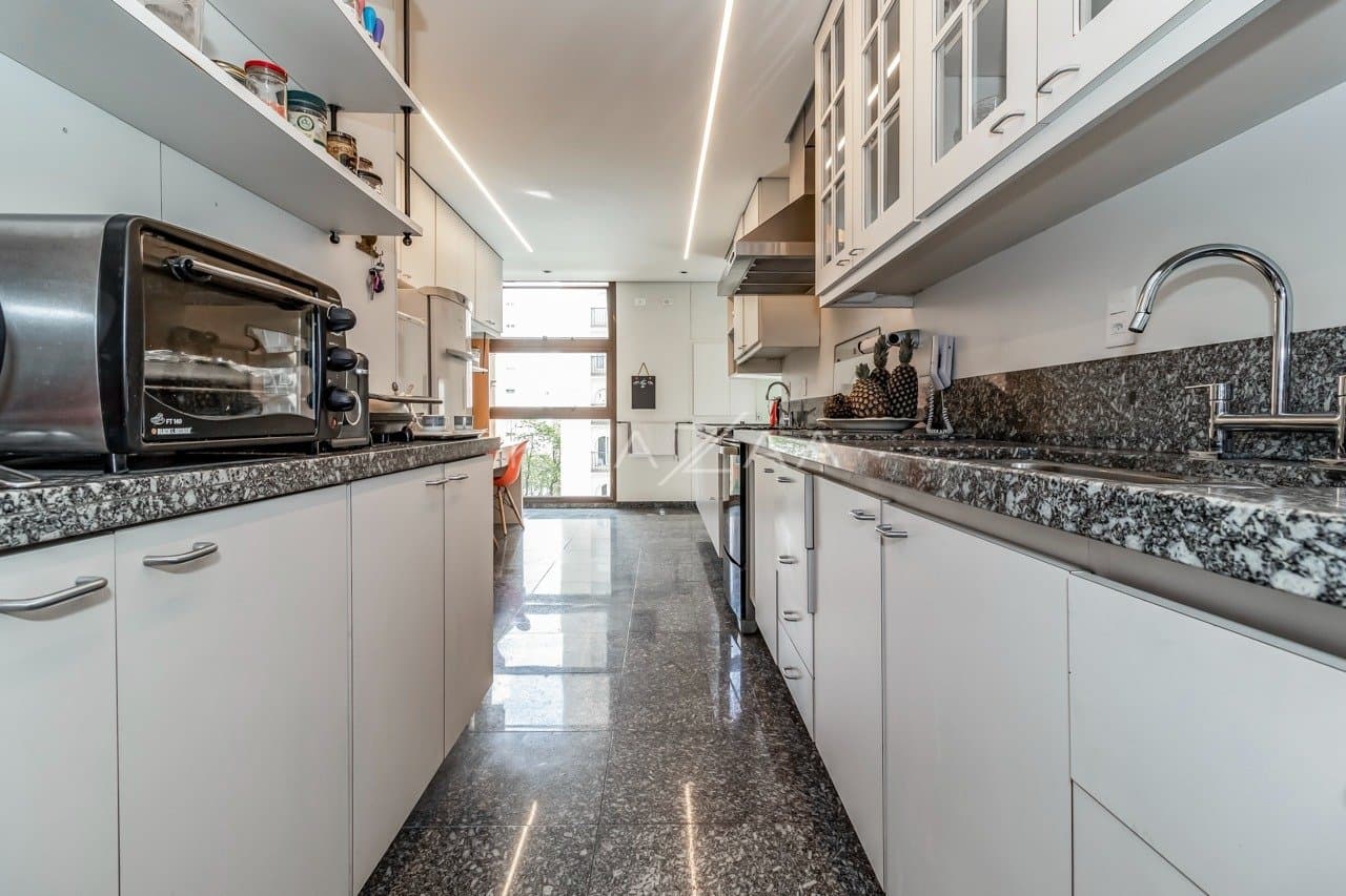 Venha viver em um prédio com arquitetura renomada. Apartamento charmoso no Itaim Bibi. - Foto 17