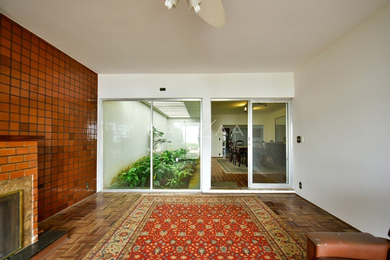 Amplitude para caminhar com liberdade: casa versátil perto do parque, na Vila Nova Conceição. - Foto 1