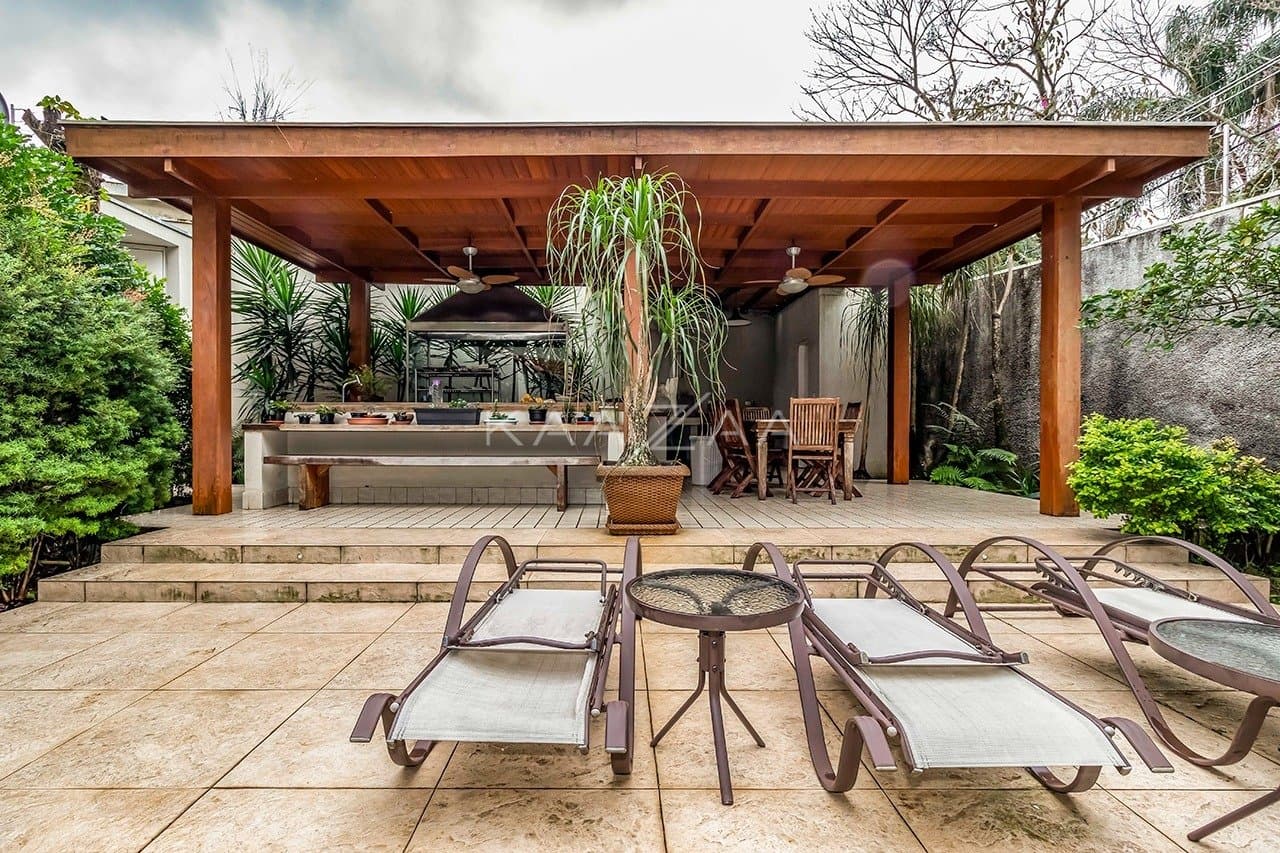 Uma casa rodeada de bom gosto, feita para renovar as energias. No Jardim Guedala. - Foto 4