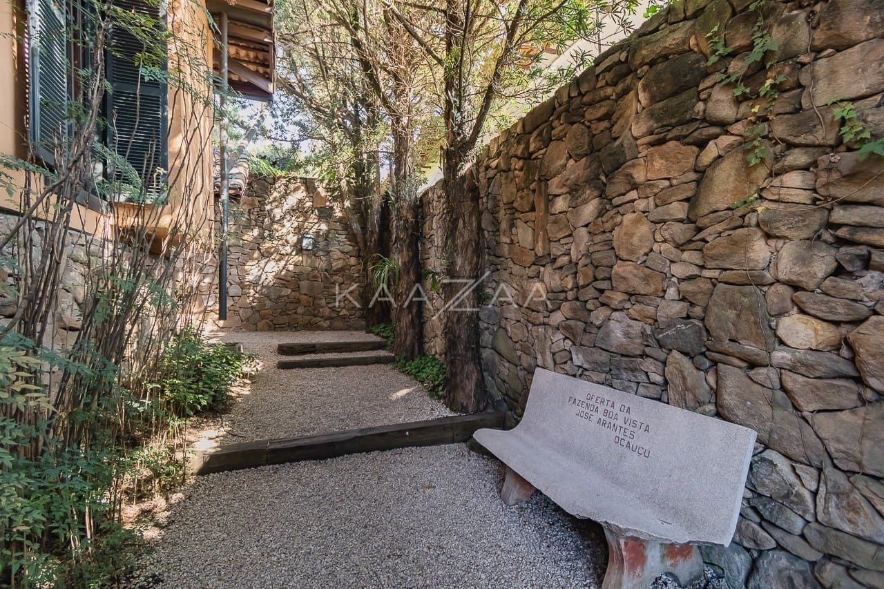 Viver em harmonia: casa com natureza e conforto no Jardim Guedala. - Foto 22
