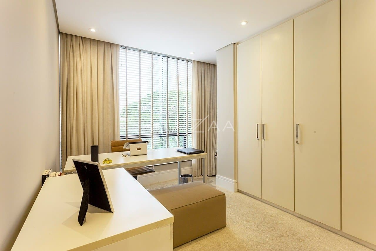 Belíssimo apartamento com pé-direito duplo em região super tranquila de Moema. - Foto 27