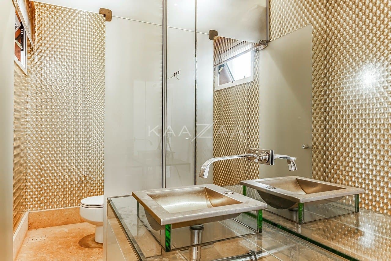 Vista verde, arquitetura moderna e janelões. Casa no Jardim Guelada! - Foto 20