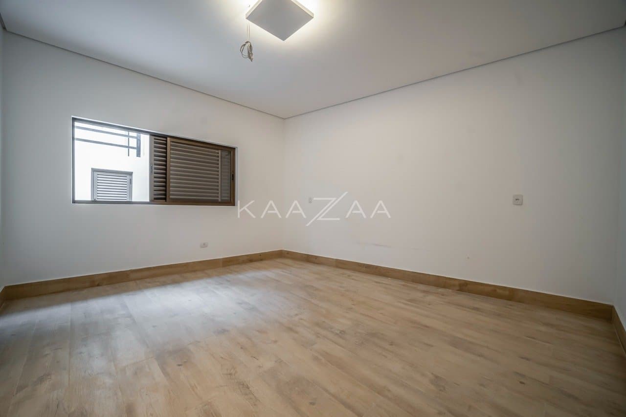 Venha conhecer essa casa e transforme-a no seu refúgio de tranquilidade no Jardim Guedala. - Foto 51