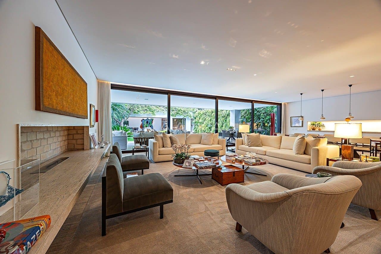 Arquitetura e paisagismo irretocáveis: casa no Jardim Paulistano. - Foto 24