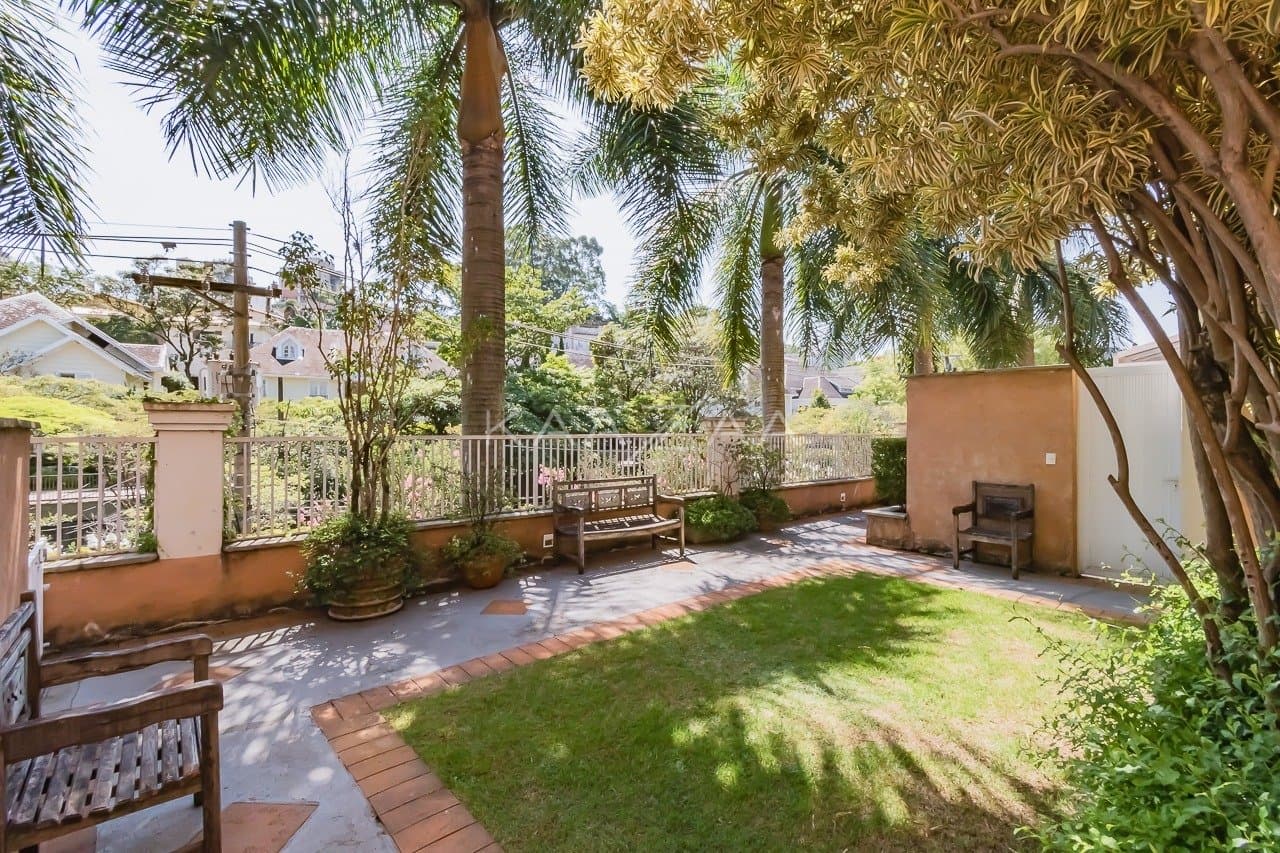 Tranquilidade e segurança, além de estilo e qualidade. Casa em condomínio no Jardim Guedala. - Foto 39