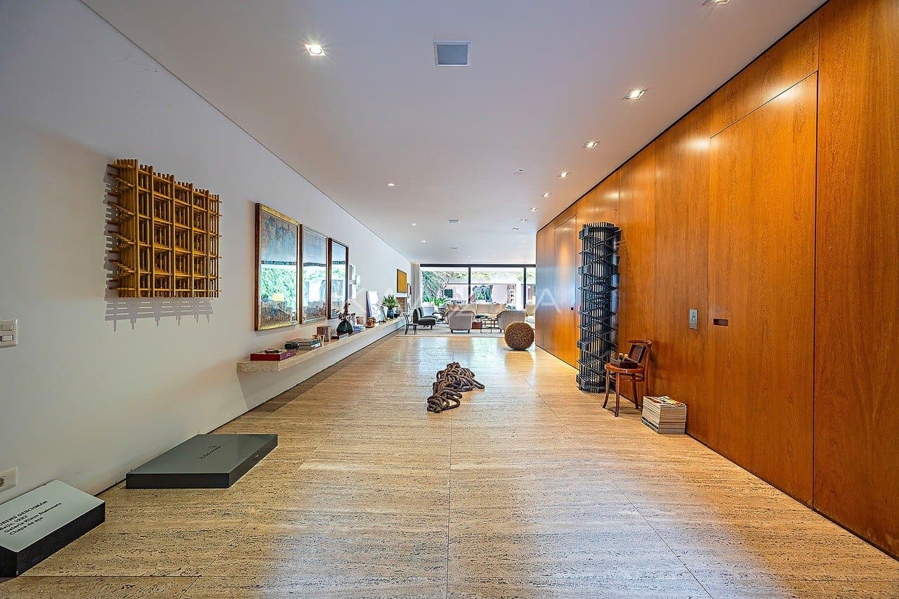 Arquitetura e paisagismo irretocáveis: casa no Jardim Paulistano. - Foto 45