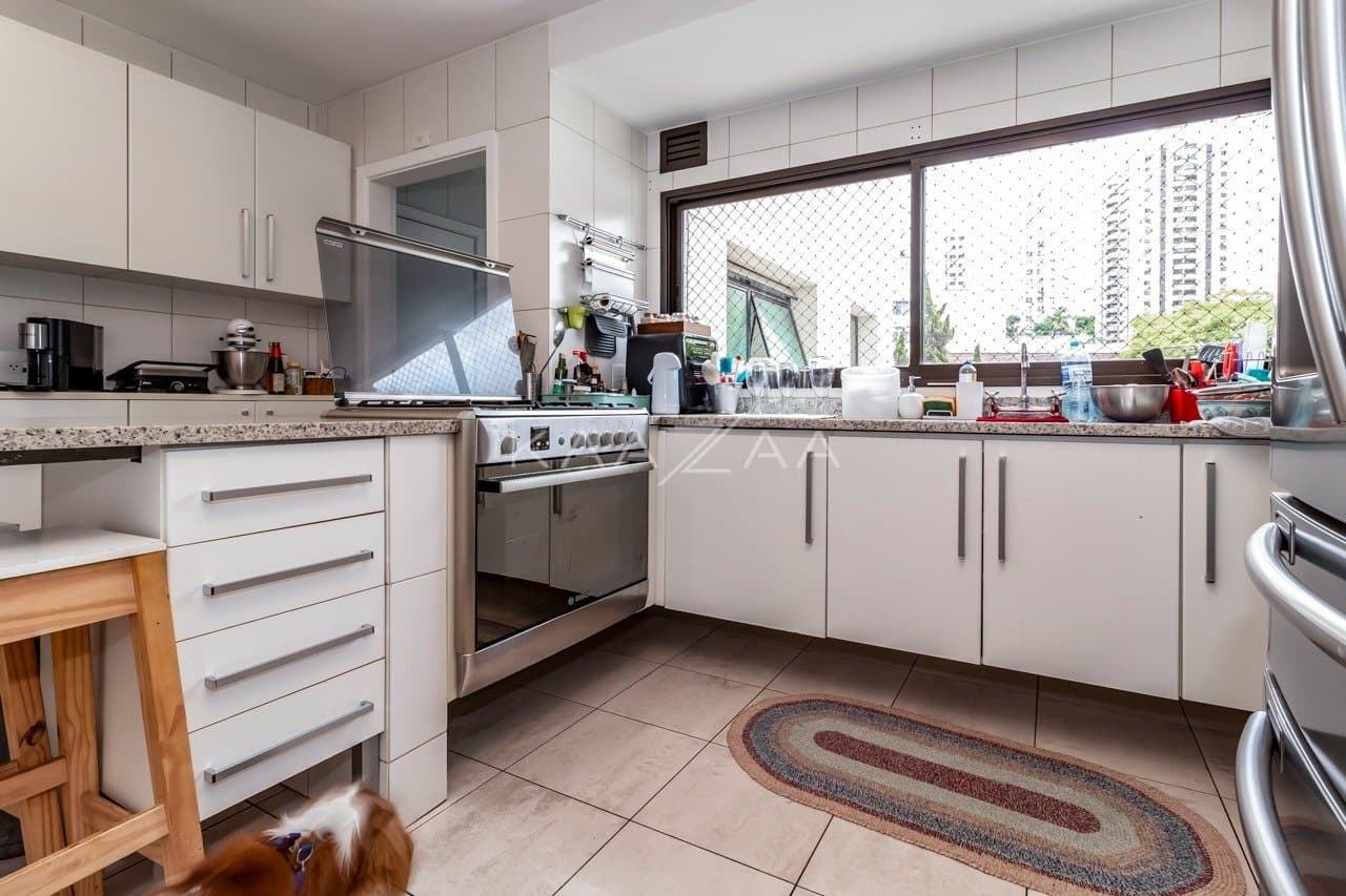 Apartamento duplex super charmoso e inspirador em Alto de Pinheiros. Em condomínio exclusivo com linda vista verde, ao lado do parque. - Foto 22