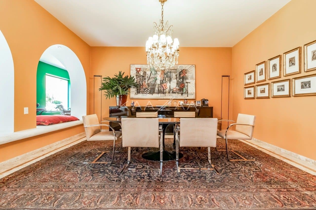 Casa deliciosa com lindo jardim e 4 suítes. Reformada, no Jardim Guedala. - Foto 31