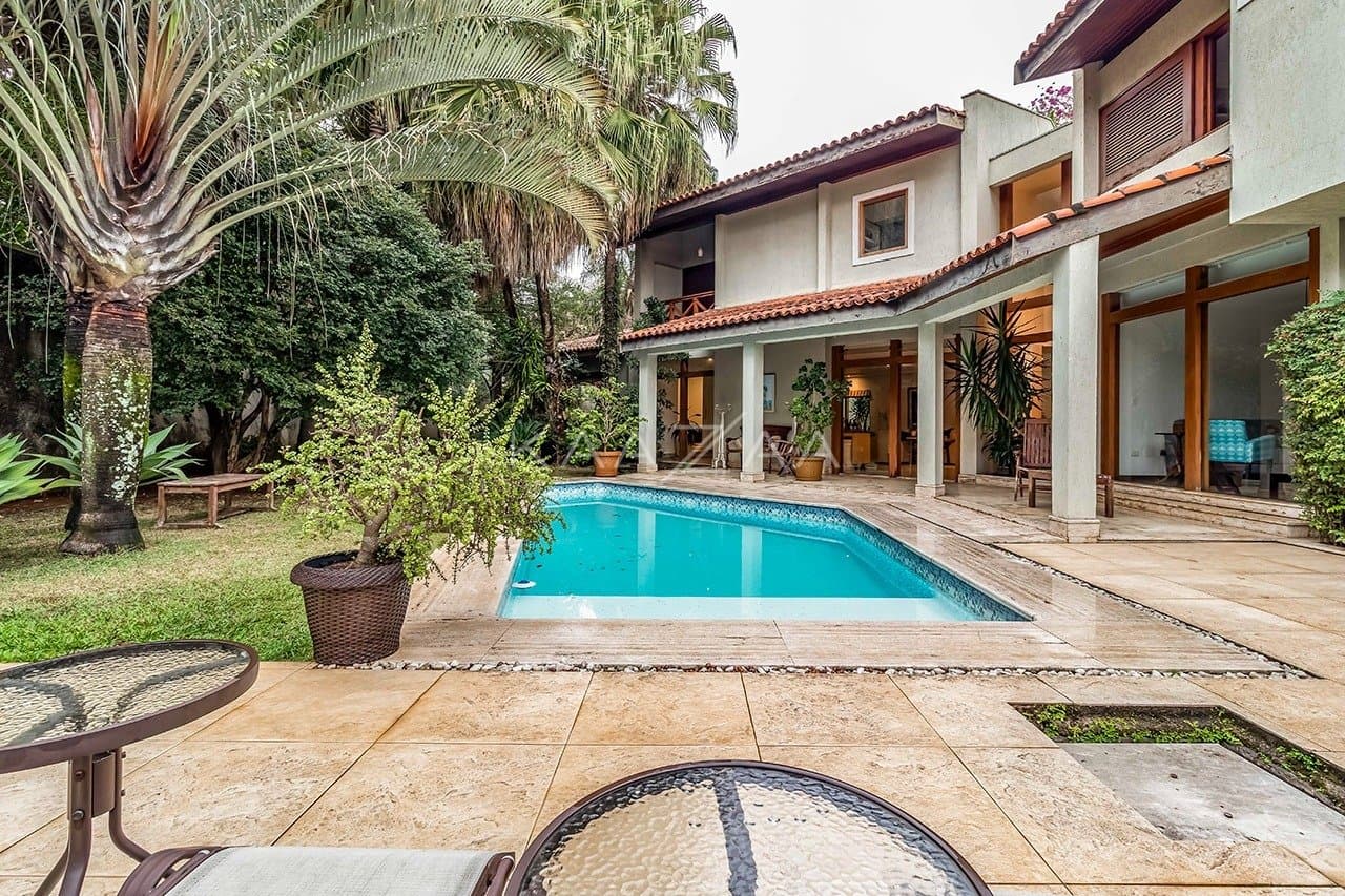 Uma casa rodeada de bom gosto, feita para renovar as energias. No Jardim Guedala. - Foto 3