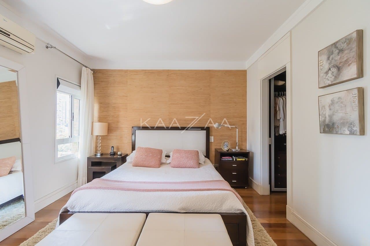 Harmonia clássica e moderna neste apartamento em Moema. - Foto 30
