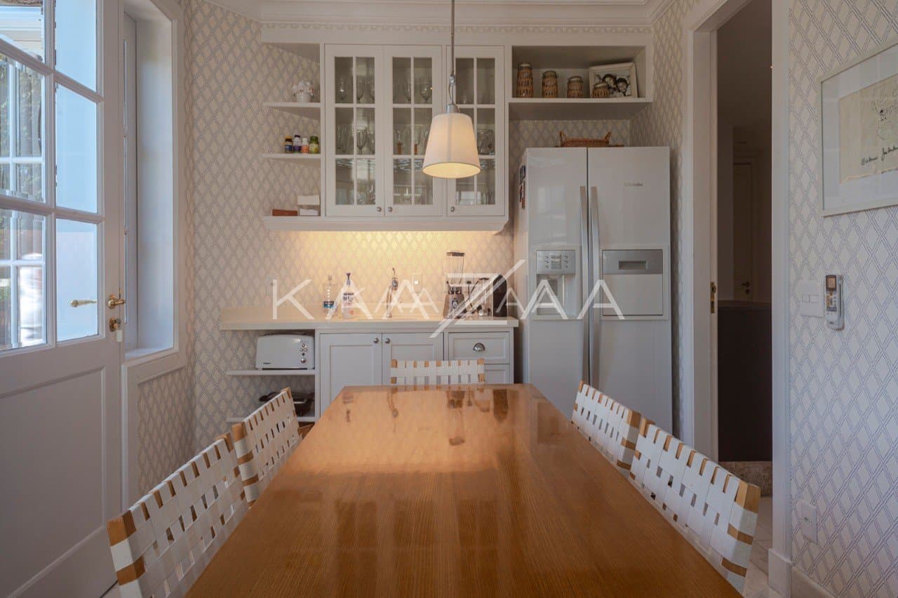 Bela e verdejante. Uma casa que faz sonhar no Jardim Guedala. - Foto 12