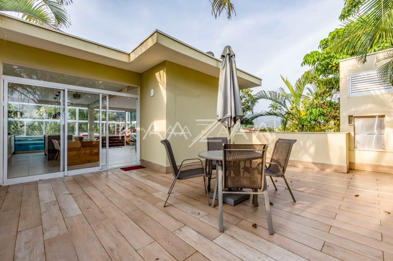 Para andar com o pé na areia, uma casa deliciosa na praia no Juquehy. O lazer e o conforto estão garantidos. - Foto 8