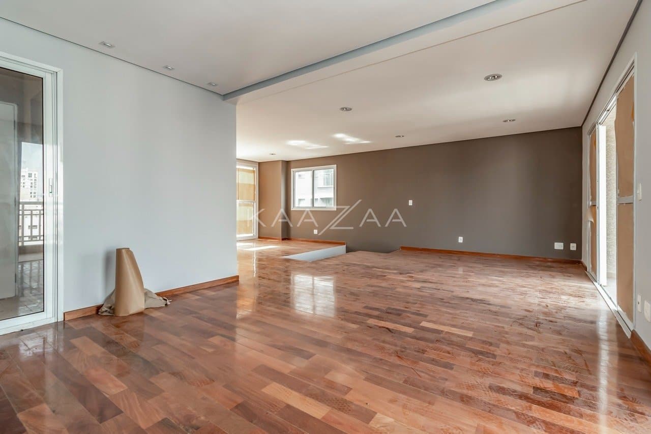 Reformada para te receber. Cobertura duplex com vista livre em Moema. - Foto 37
