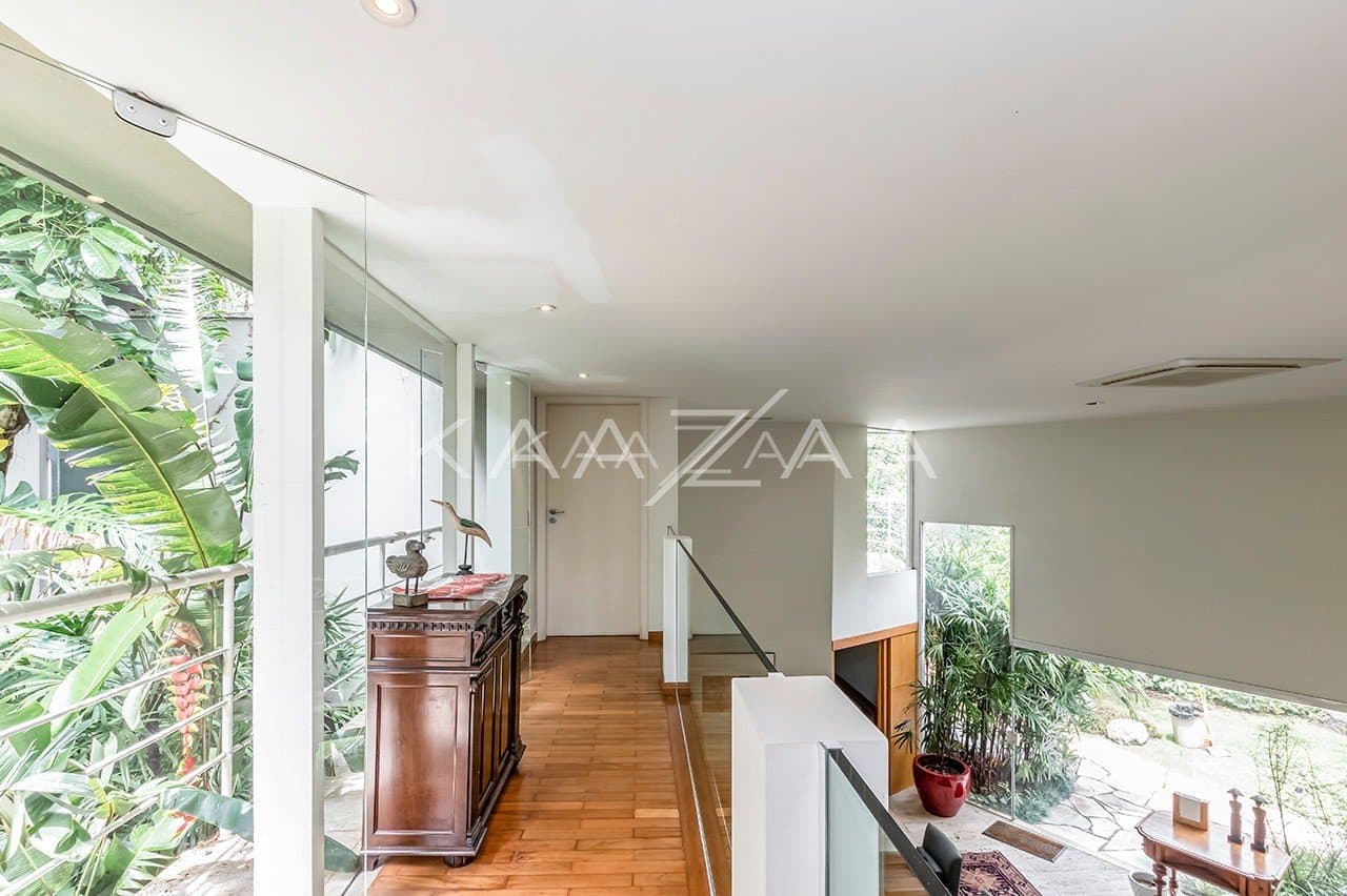 Um projeto autêntico, com espaços reformados e bem planejados. Casa triplex no Jardim Guedala. - Foto 33